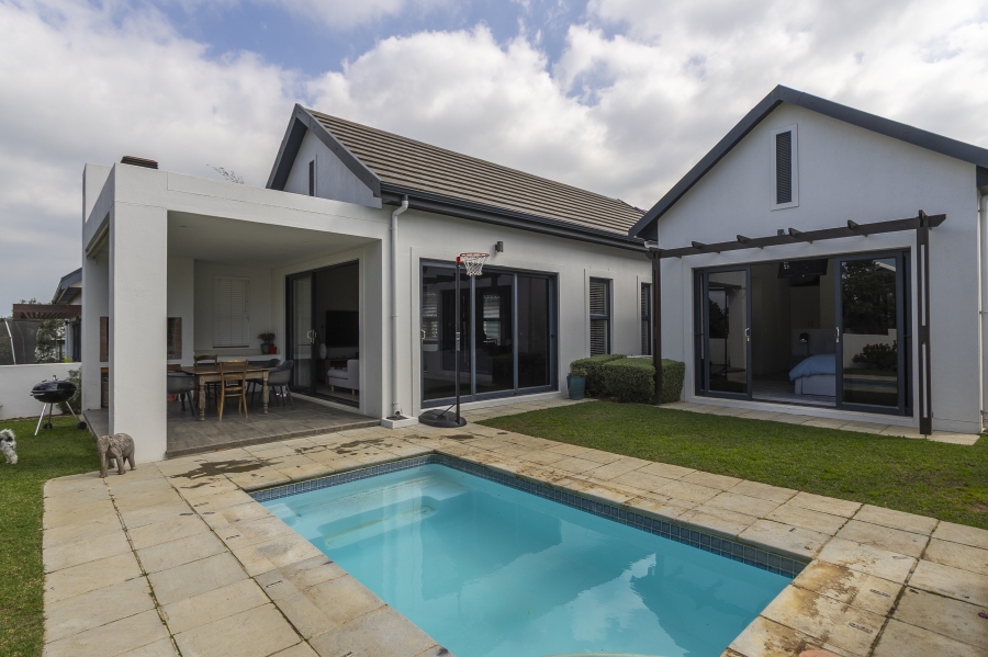 3 Bedroom Property for Sale in Sitari Country Estate Western Cape